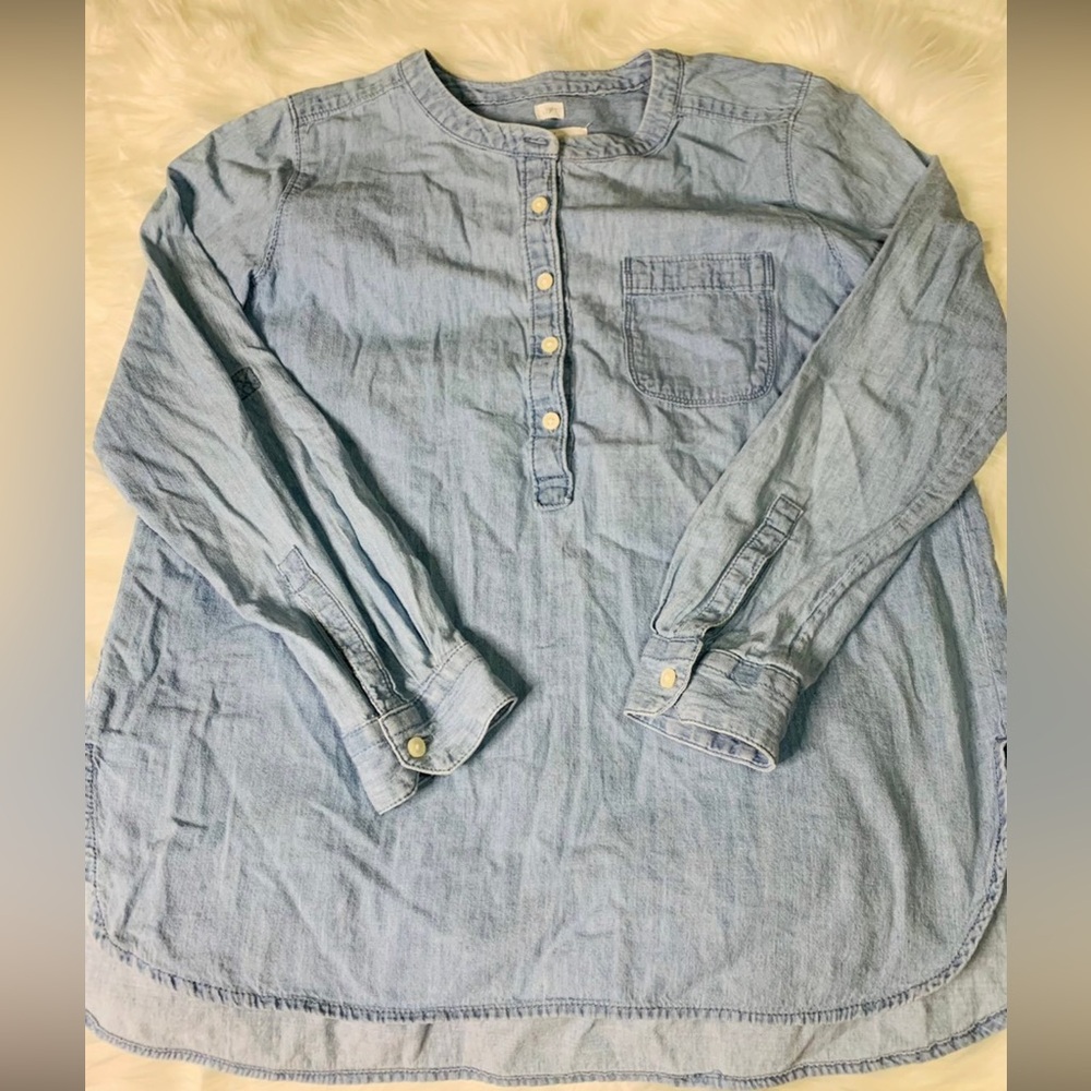 Ann Taylor LOFT The Softened Shirt Size Small